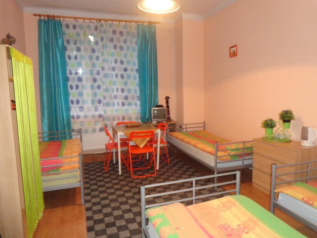 קרקוב Hostel Taurus חדר תמונה